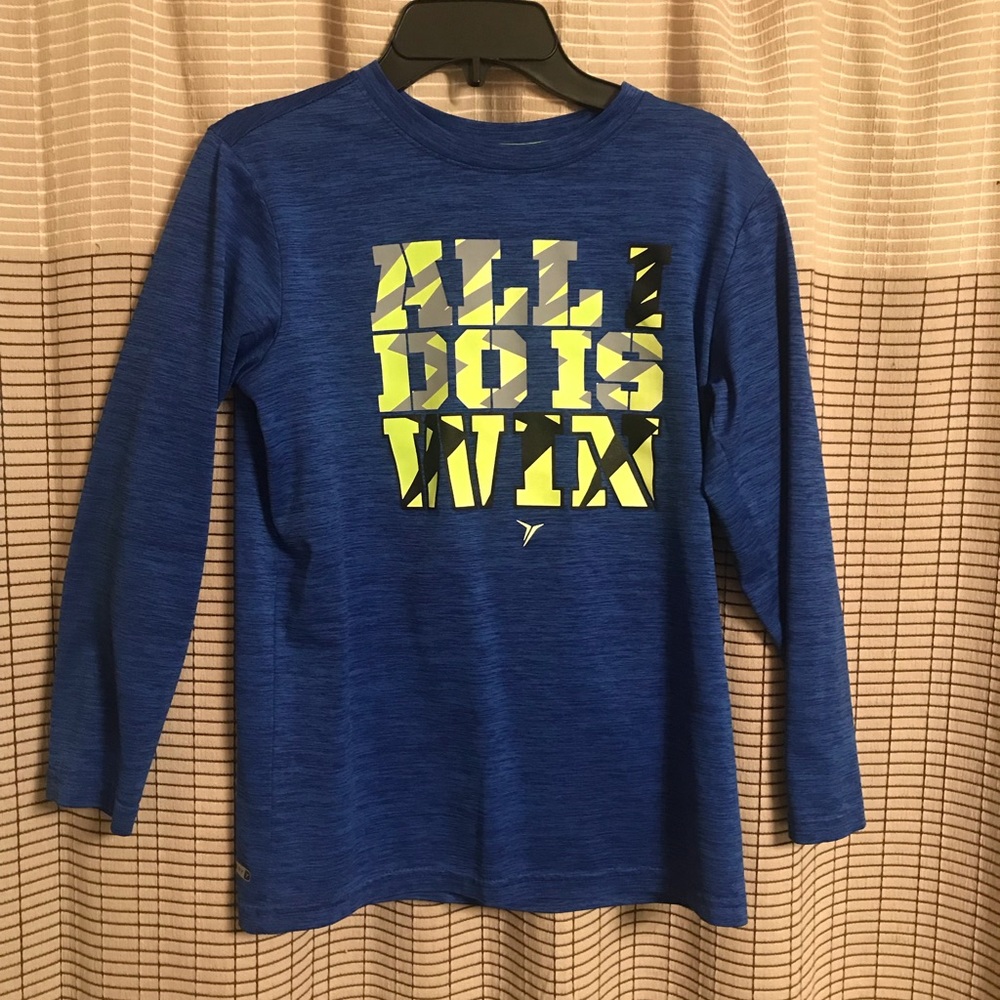 Old Navy dryfit long sleeve shirt.